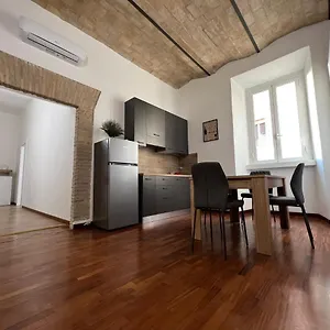 Vakantiehuis Starhome Colosseo, Rome